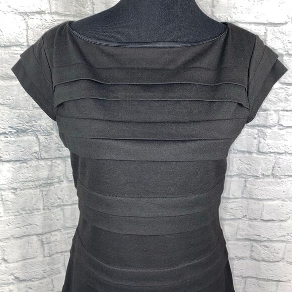 Max and Cleo midi bodycon layered dress w/cap sleeves black sz 10 - Picture 3 of 12